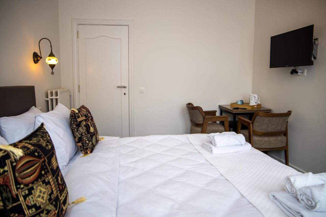 Hotel Guzy เลียร์ ภายนอก รูปภาพ